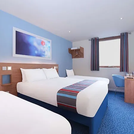 Travelodge Broadway Plaza Отель 3*